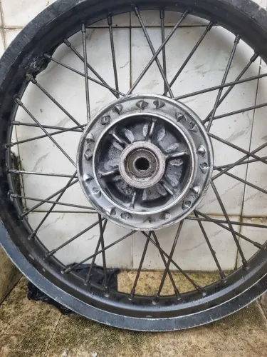 Cubo traseiro XRE 300