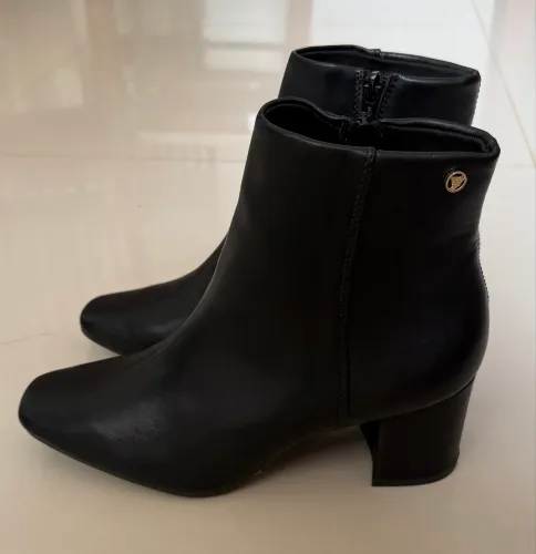 Bota Via uno