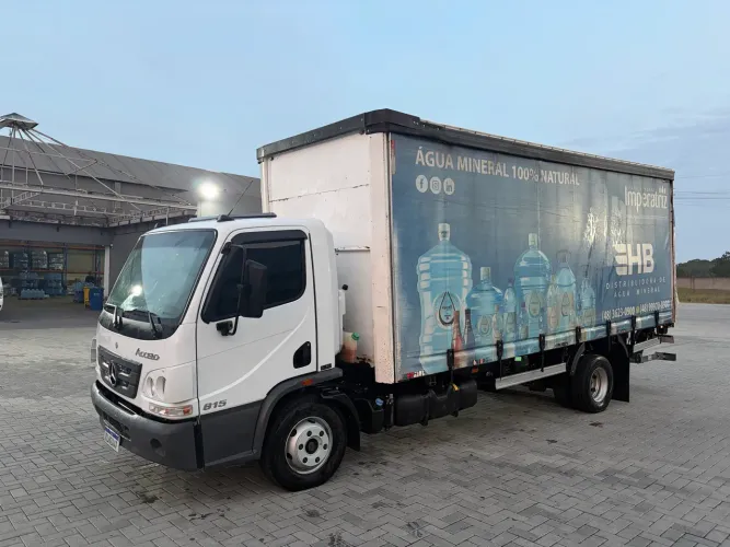 MB accelo 815