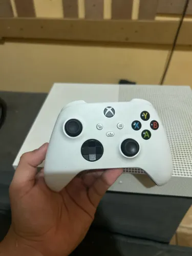X BOX ONE S