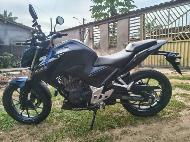 CB 300 f