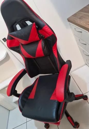 Cadeira Gamer Prizi vermelha (usada)
