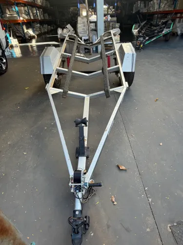 Carretinha para jet ski Goiana