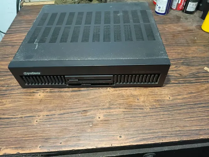 Amplificador gradiente PM 80
