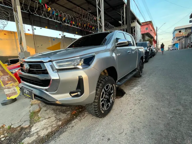 Toyota Hilux CD SRX 4X4 2.8 TDI 16V Diesel Aut. 2021