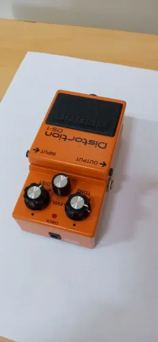Pedal Distorcion BOSS DS-1