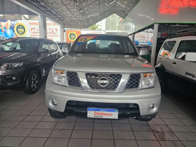 Nissan Frontier XE CD 4X2 2.5 TB Diesel 2012