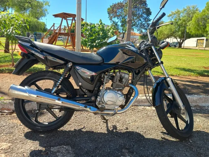 Honda Titan 150 excelente