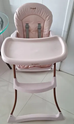 Cadeira de alimentação