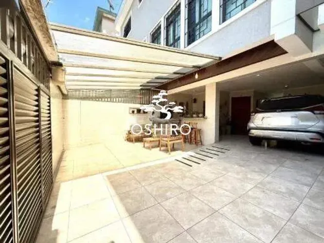 Casa Triplex à venda - Bairro Embaré - Santos/SP