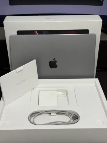 MacBook Pro 16 (M2 Pro) 2023