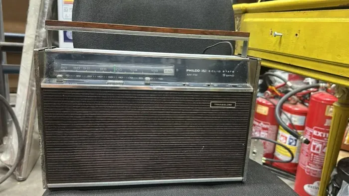 Rádio Philco AM/FM Antigo - Para Conserto ou Peças