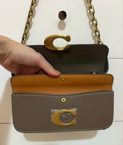bolsa coach tabby