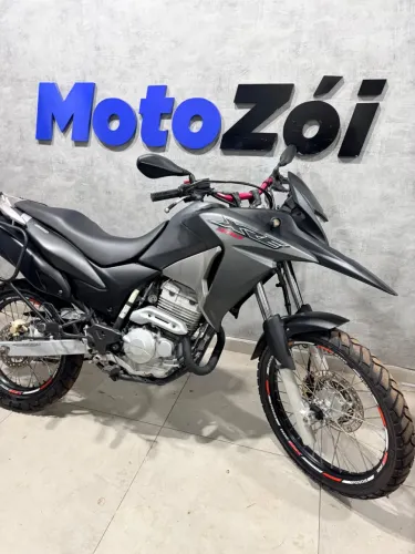 HONDA XRE 300 PRETO 2016