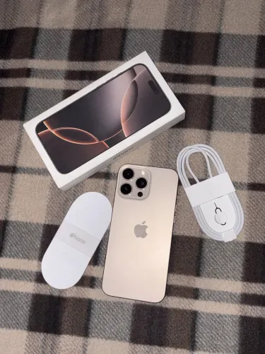 iPhone 16 Pro Max