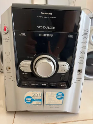 Vende mini system Panasonic 