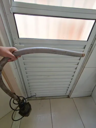 Bomba vibratória Anauger 900 5g 200w com defeito