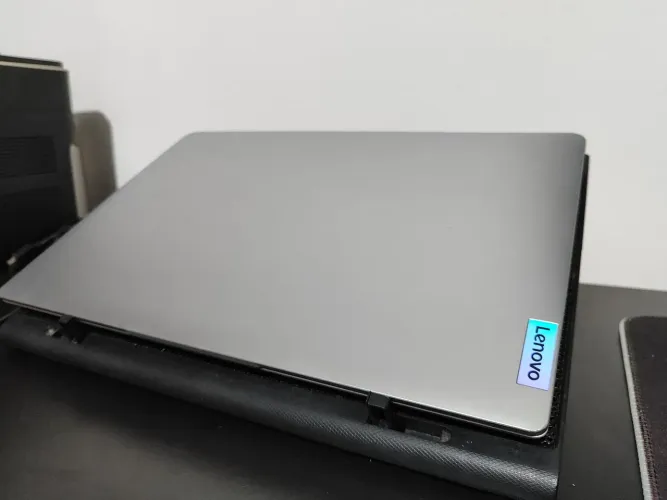 Notebook Lenovo IdeaPad 1i