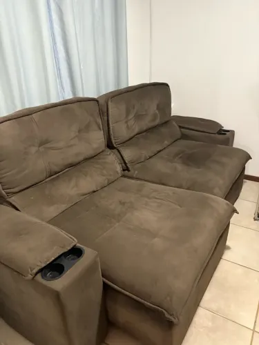 Sofá retrátil