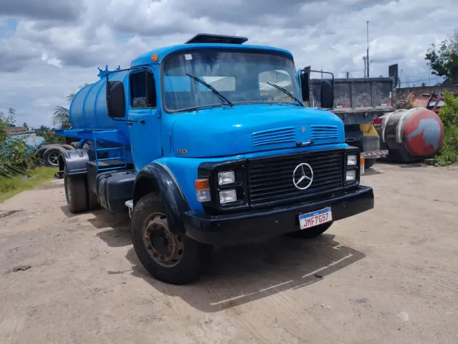 Caninha MB 1113 no chassis ZAP *08