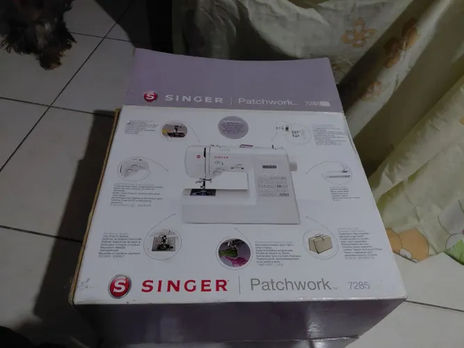 Máquina de Costura Singer 7285