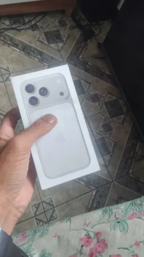 iPhone 17 pro lacrado 1 Ano de garantia Apple