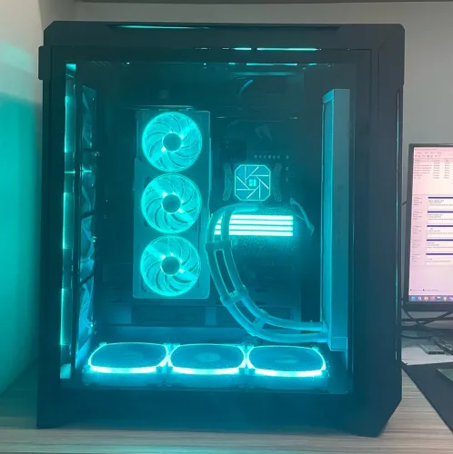 Gabinete gamer Thermaltake CTE C700 + riser cable original Thermaltake + fans Montech