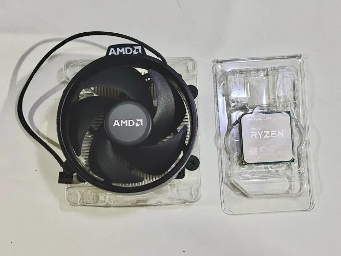 Ryzen 3 3200G com Cooler original
