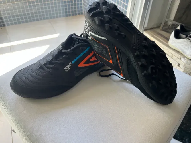 Chuteira socity Adidas 36