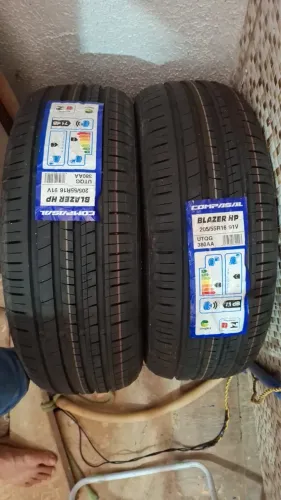 Pneus aro 205/55-16