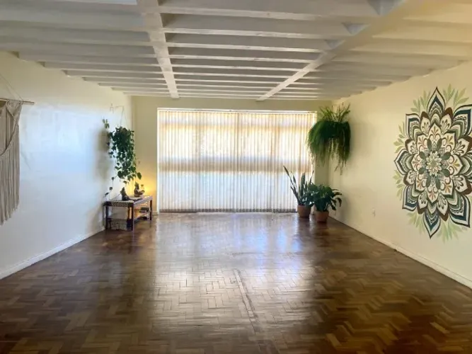 Sala Comercial de 70m² em Porto Alegre Bairro Bom Fim/Farroupilha