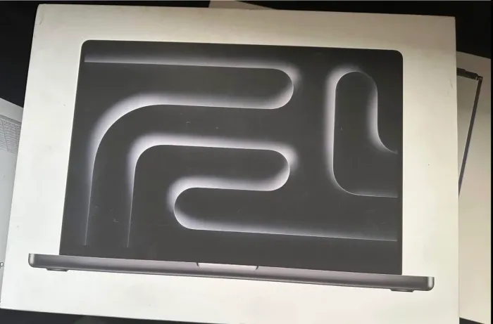 Zero ! MacBook Pro M3 Max 16 48GB 1Tb Novo