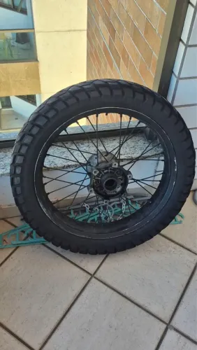 Roda traseira Lander 250
