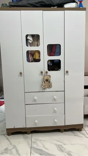 Guarda roupa infantil