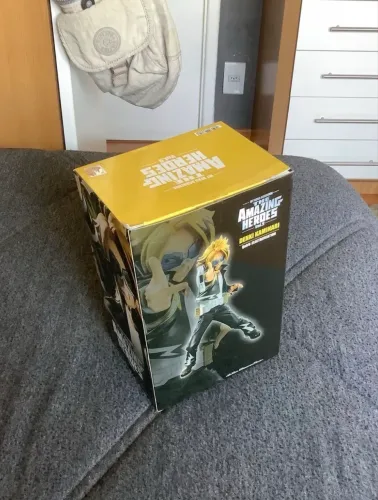Boneco Action Figure Denki Kaminari Boku no Hero Academia
