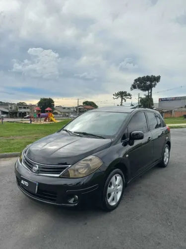Nissan Tiida SL 1.8/1.8 Flex 16V Mec. 2011