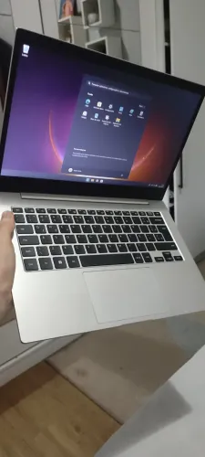 Galaxy book go | 4gb | 128gb | Windows 11 arm | notebook