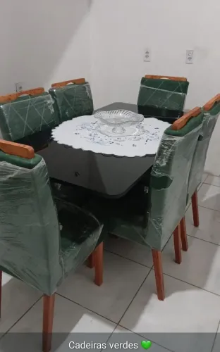 Conjunto de mesa de Jantar entrega e montagem incluso.