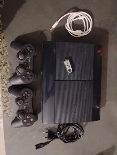 Playstation 3 super slim desbloqueado