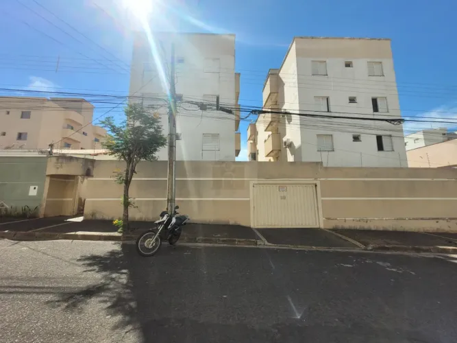 Apartamento para locação no Santa Mônica
