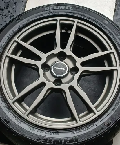 Scorro S237 aro 15 furação 4x100 c/ pneus 195/50
