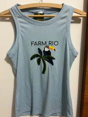 Camiseta azul
