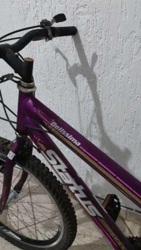 Bicicleta Infantil Aro 24 Feminina Status Belíssima - Revisada Recente!