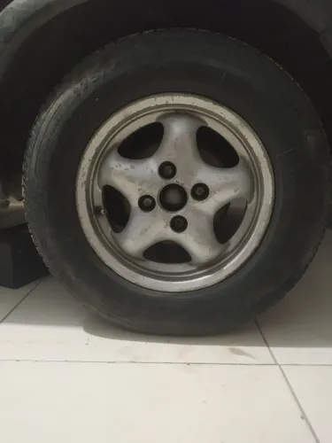 Apenas troca, em jantes de ferro aro 13 GM