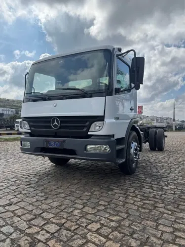 Mercedes Benz1418