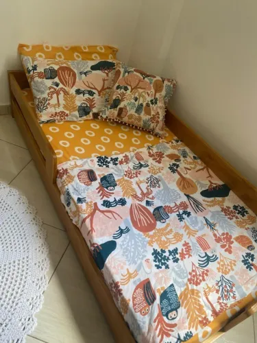 Cama + Colchão + Jogo de Lençol da Tok&Stok