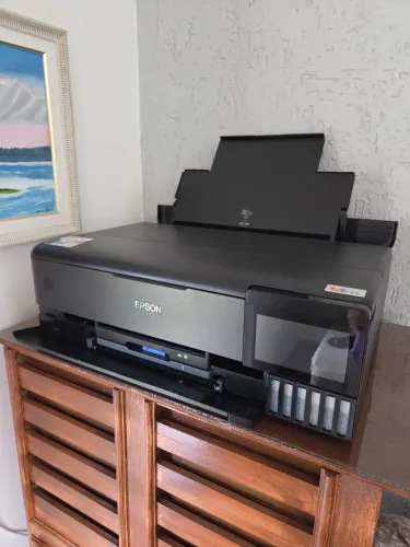 Epson EcoTank L8180 - Fotográfica A3+ / 6 Cores / Praticamente Nova (6 Meses)