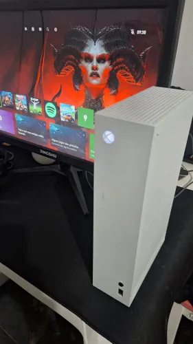 Xbox series s- sem controle 