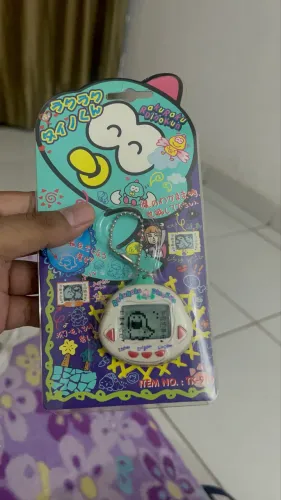 Tamagochi Hakuraku dinokun anos 90
