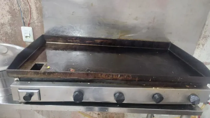 Chapa para sanduíche a gás